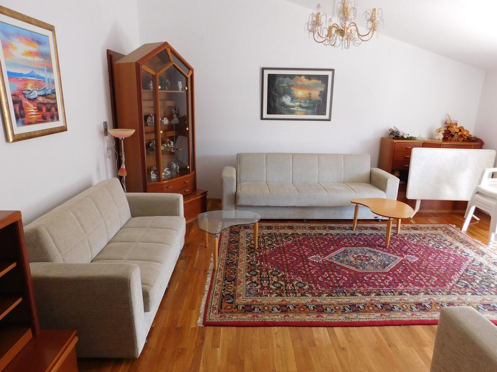 Apartments Blazevic Pula Exterior foto